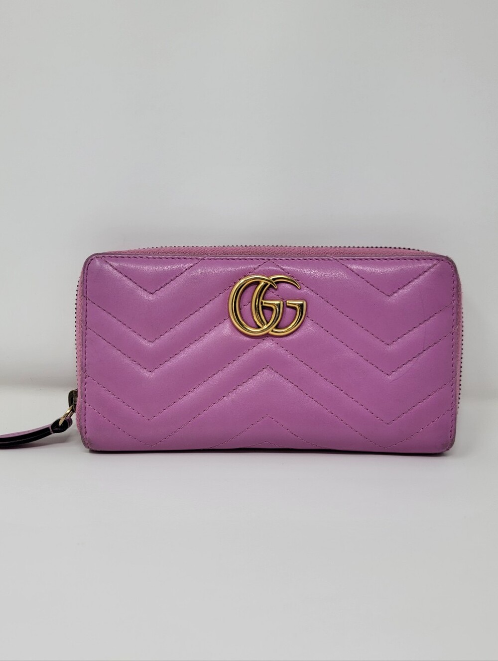GUCCI GG Marmont Quilted Leather Zippy Long Wallet